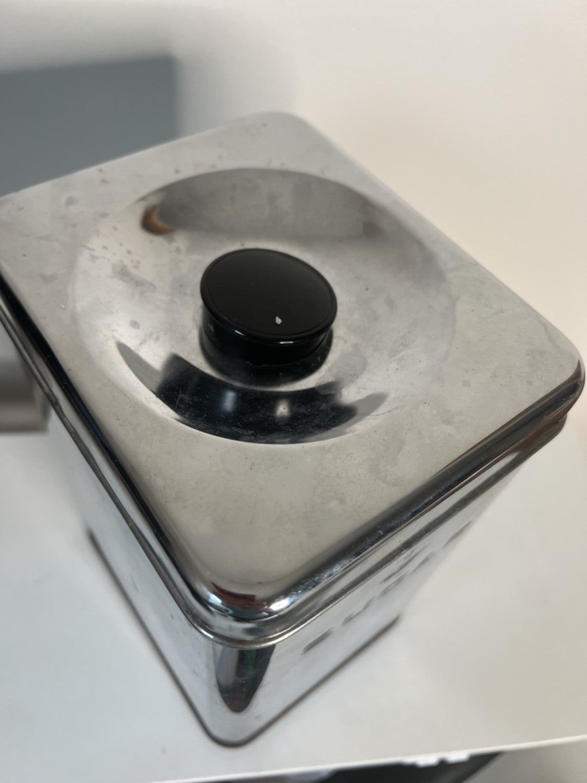 Vintage Lincoln Beautyware Metal Sugar Kitchen Canister 9"