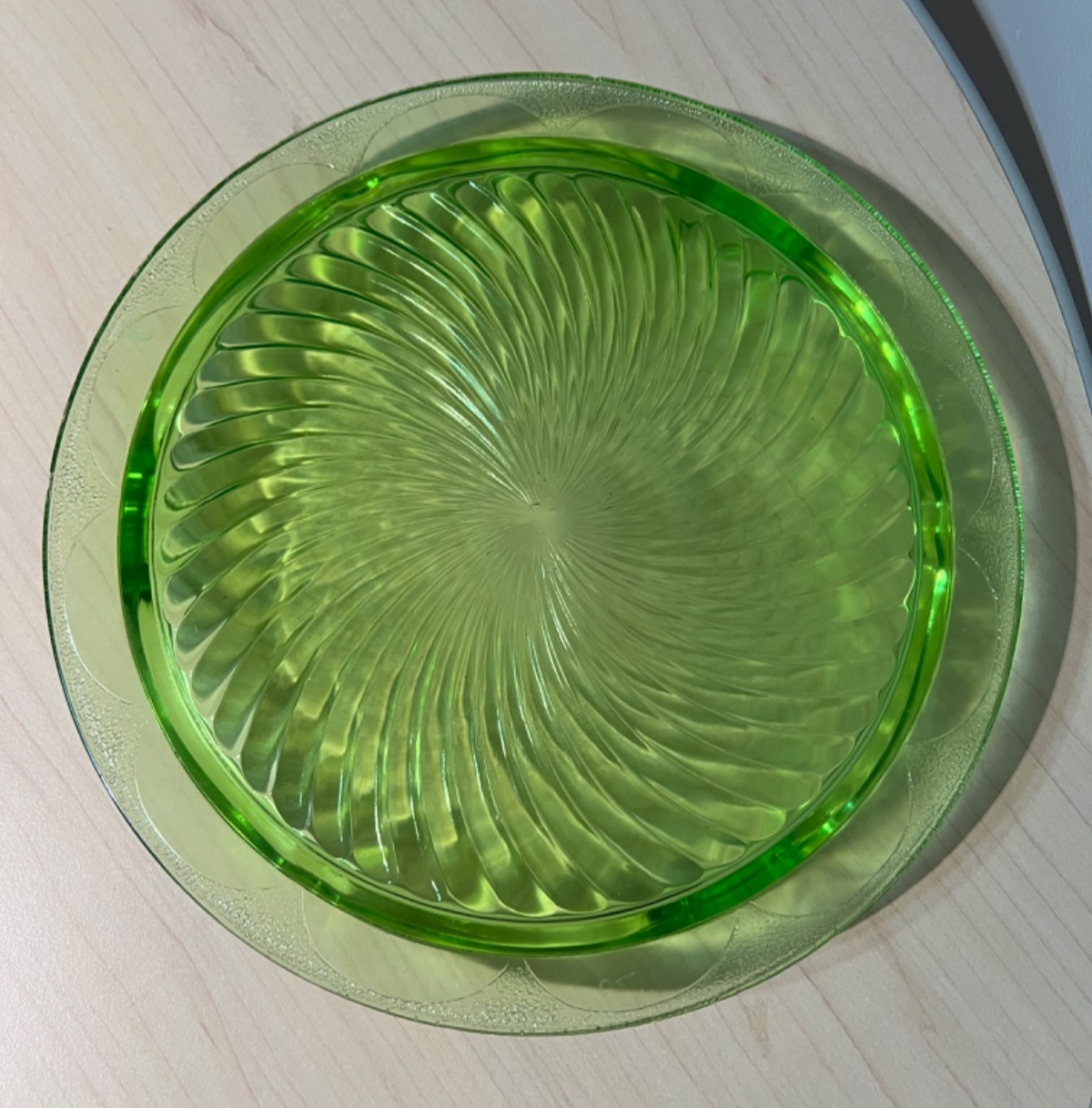 VTG Green Uranium Depression Glass Cake Plate Swirl Footed 10"