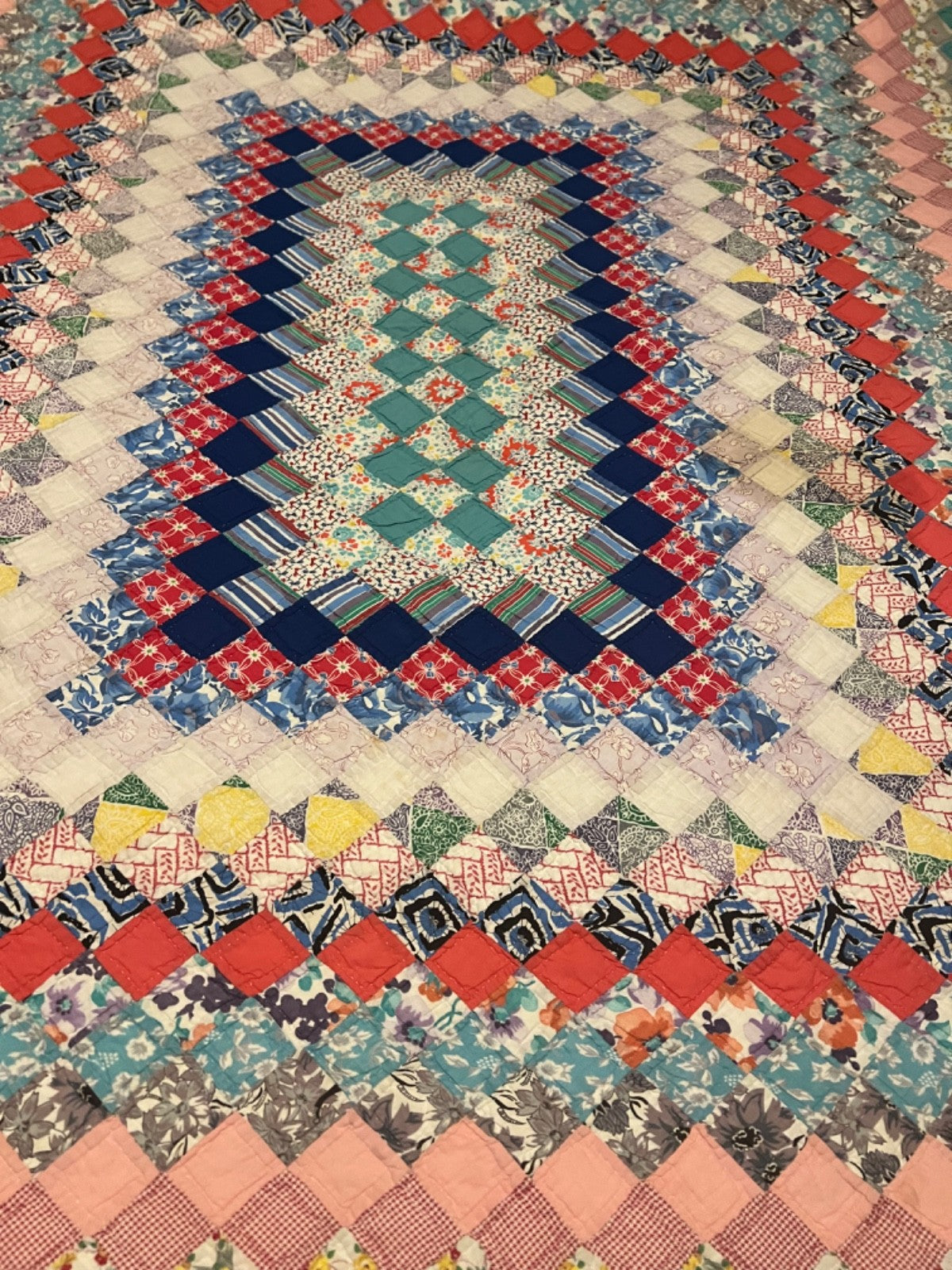 Vintage Trip Around the World Hand Pieced & Quilted Feedsack Queen Quilt