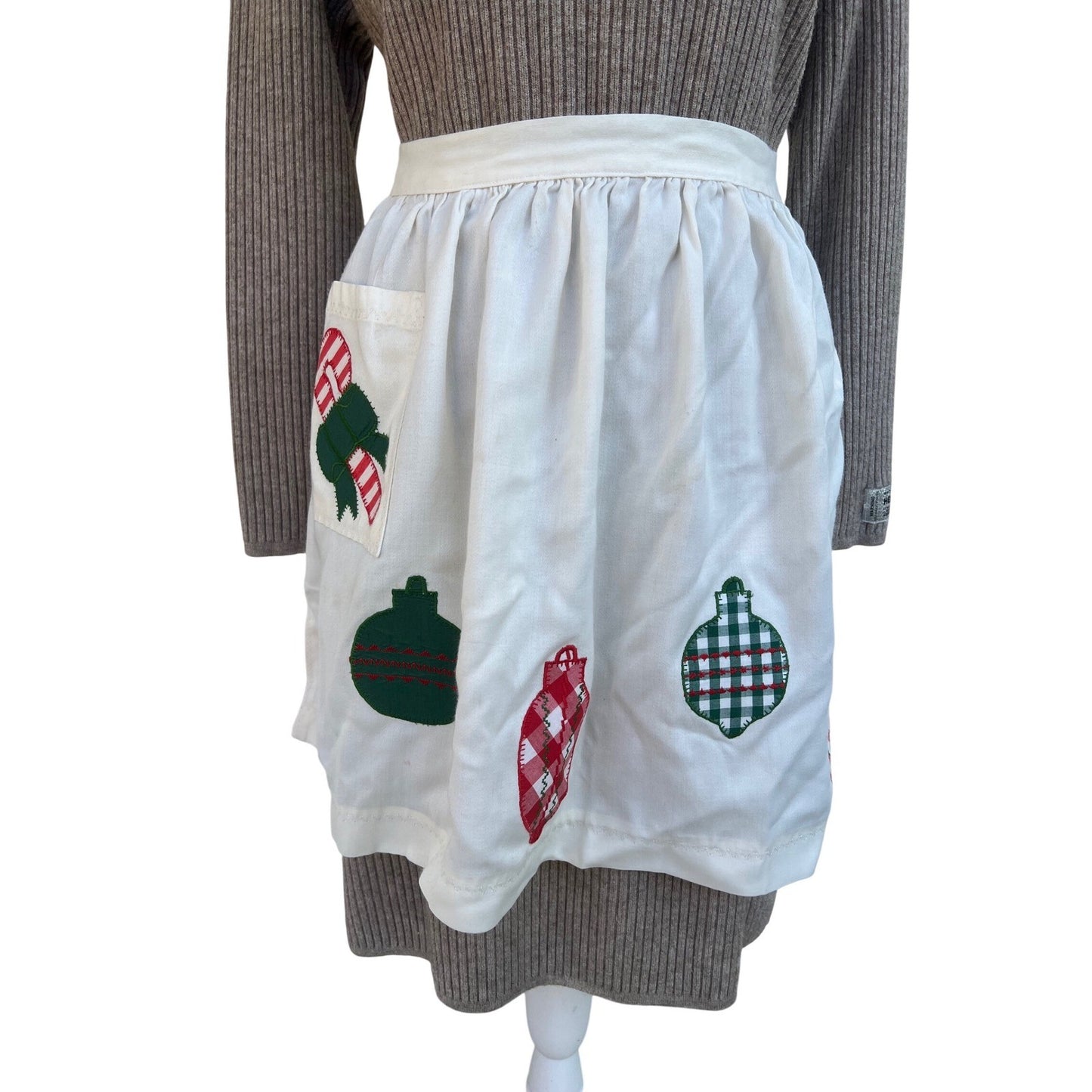 Vintage Christmas Applique Apron, SO pretty!